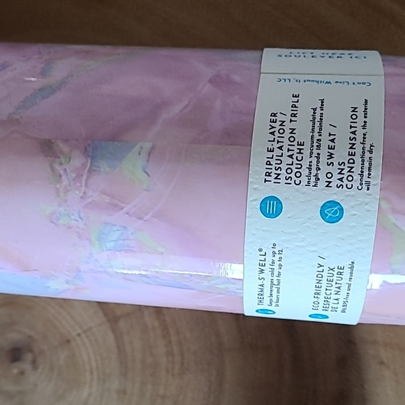 NWT S'well water bottle marble pattern 500ml - Picture 5 of 6